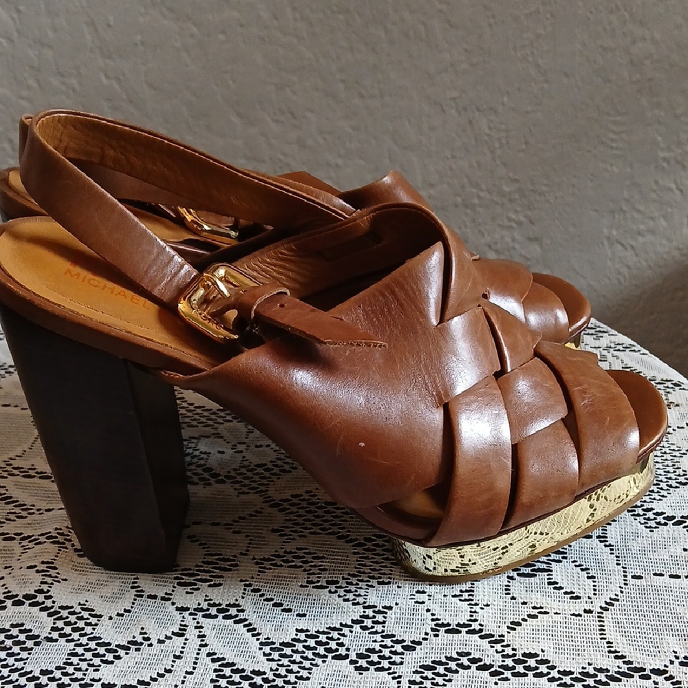 Michael Kors Brown Leather Heels with Woven Design - Picture 9 of 9